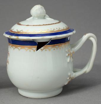 CREMEKOPPAR, 4 st, Kompaniporslin, 17/1800-tal.