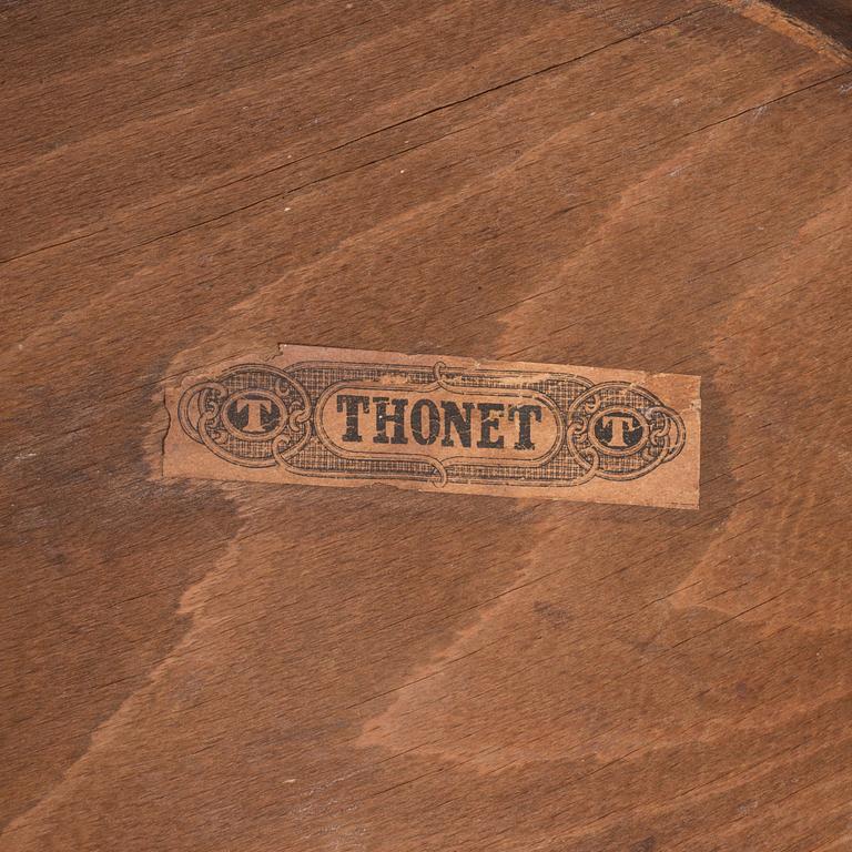 BORD SAMT KARMSTOL, stol märkt Thonet. 1900-tal.