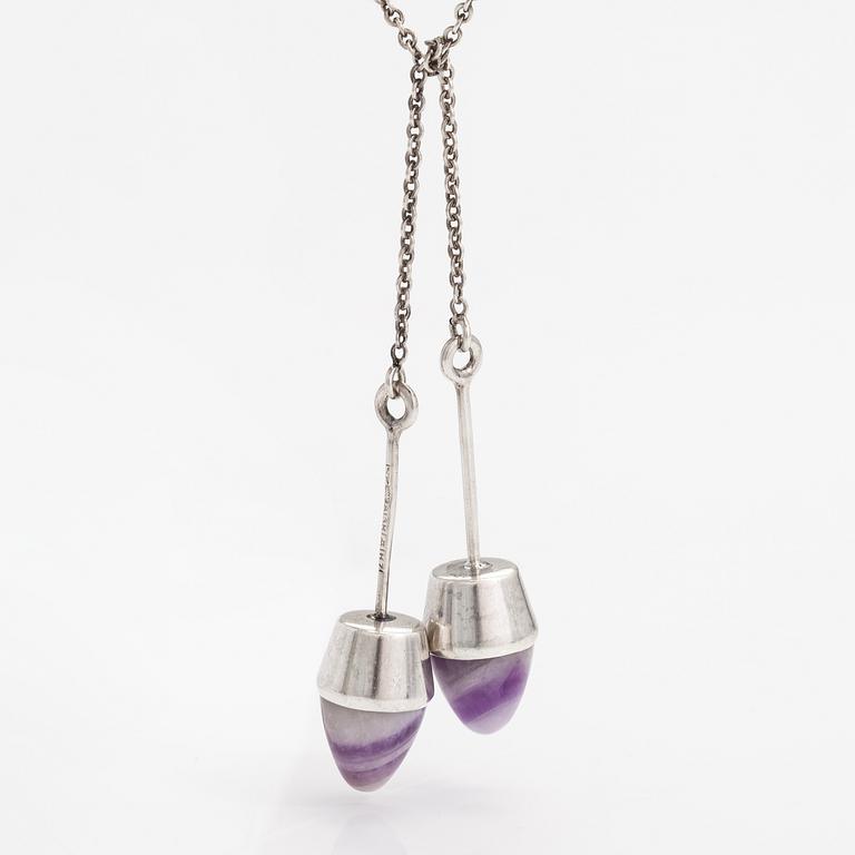 Elis Kauppi, A silver necklace with amethysts. Kupittaan kulta, Turku 1961.