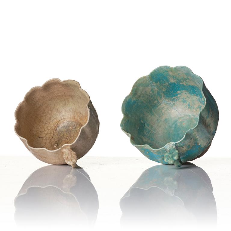 Two pottery jugs, Central Asia, 13th century.