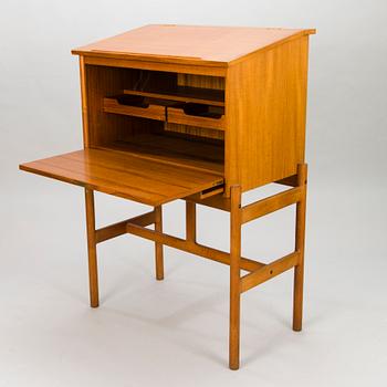 ARNE WAHL IVERSEN, A mid-20th-century teak secretaire, model 67, for Vinde Möbelfabrik, Denmark.