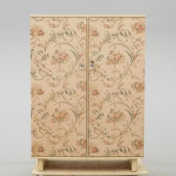 KLÄDSKÅP, funkis, 1930/40-tal.