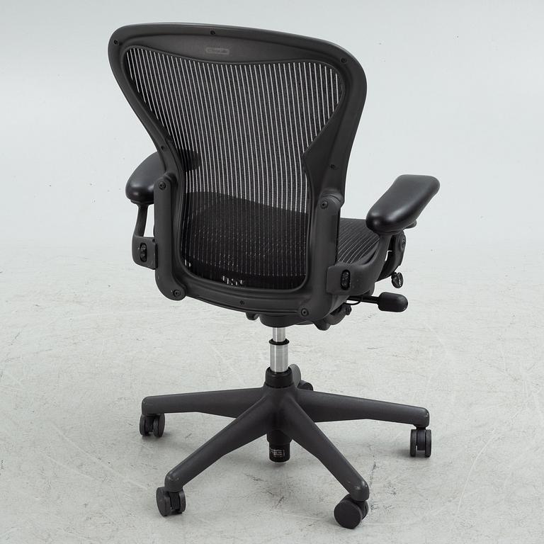 Don Chadwick/Bill Stump, skrivbordsstol, "Aeron", Herman Miller.