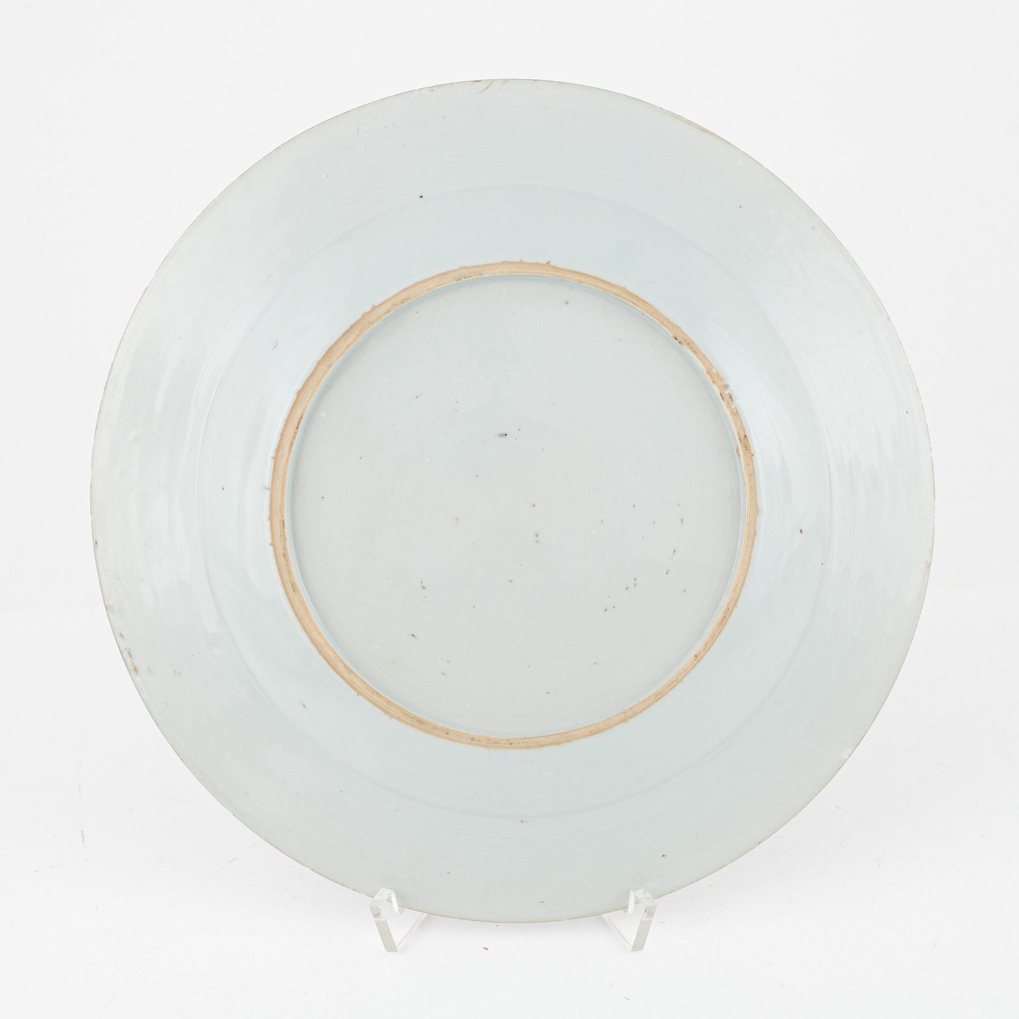 Kaffekanna samt tallrikar, 4 st, porslin, Kina, Qianlong (1736-95).