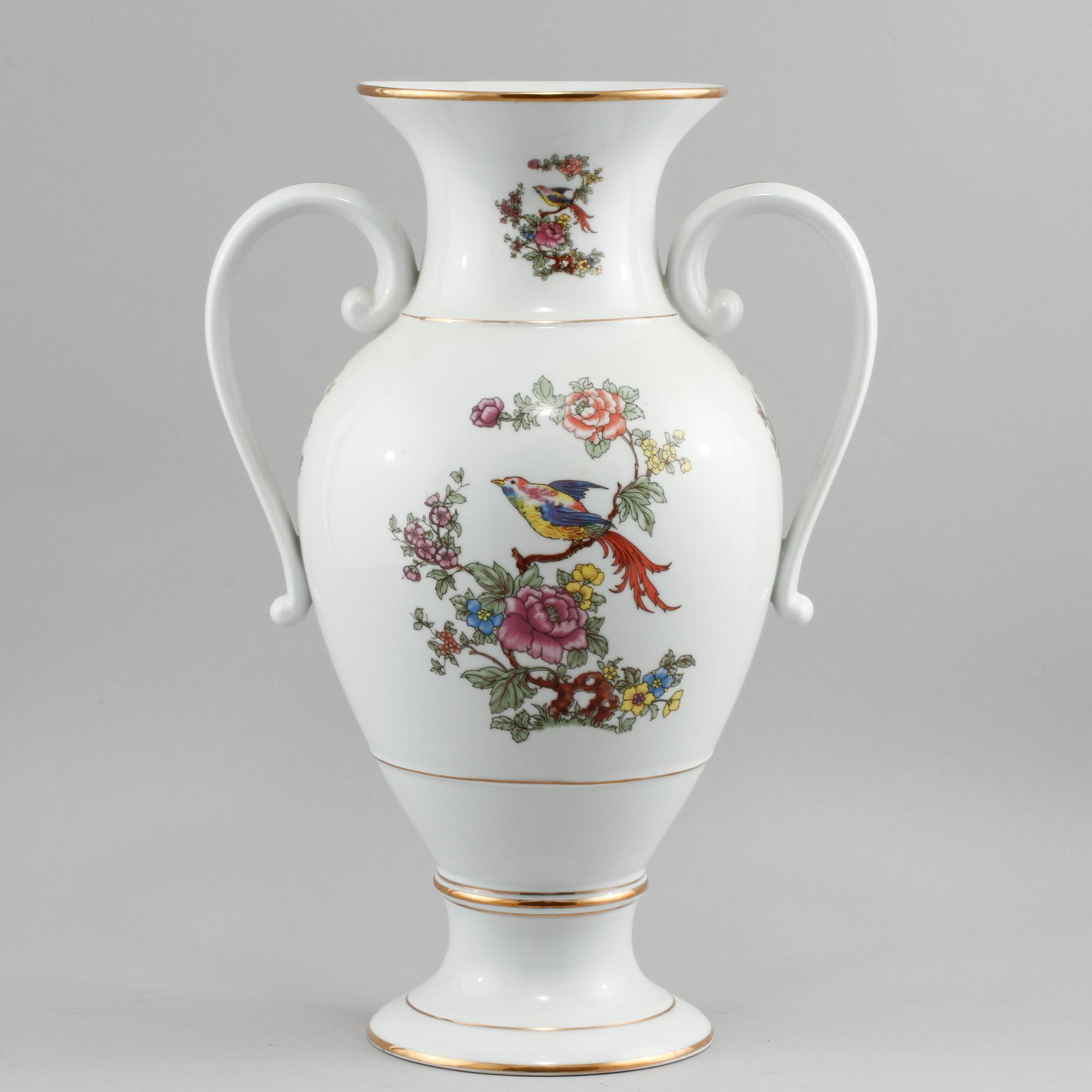 HÄNKELURNA, porslin, Ungern, 1900-talets andra hälft.