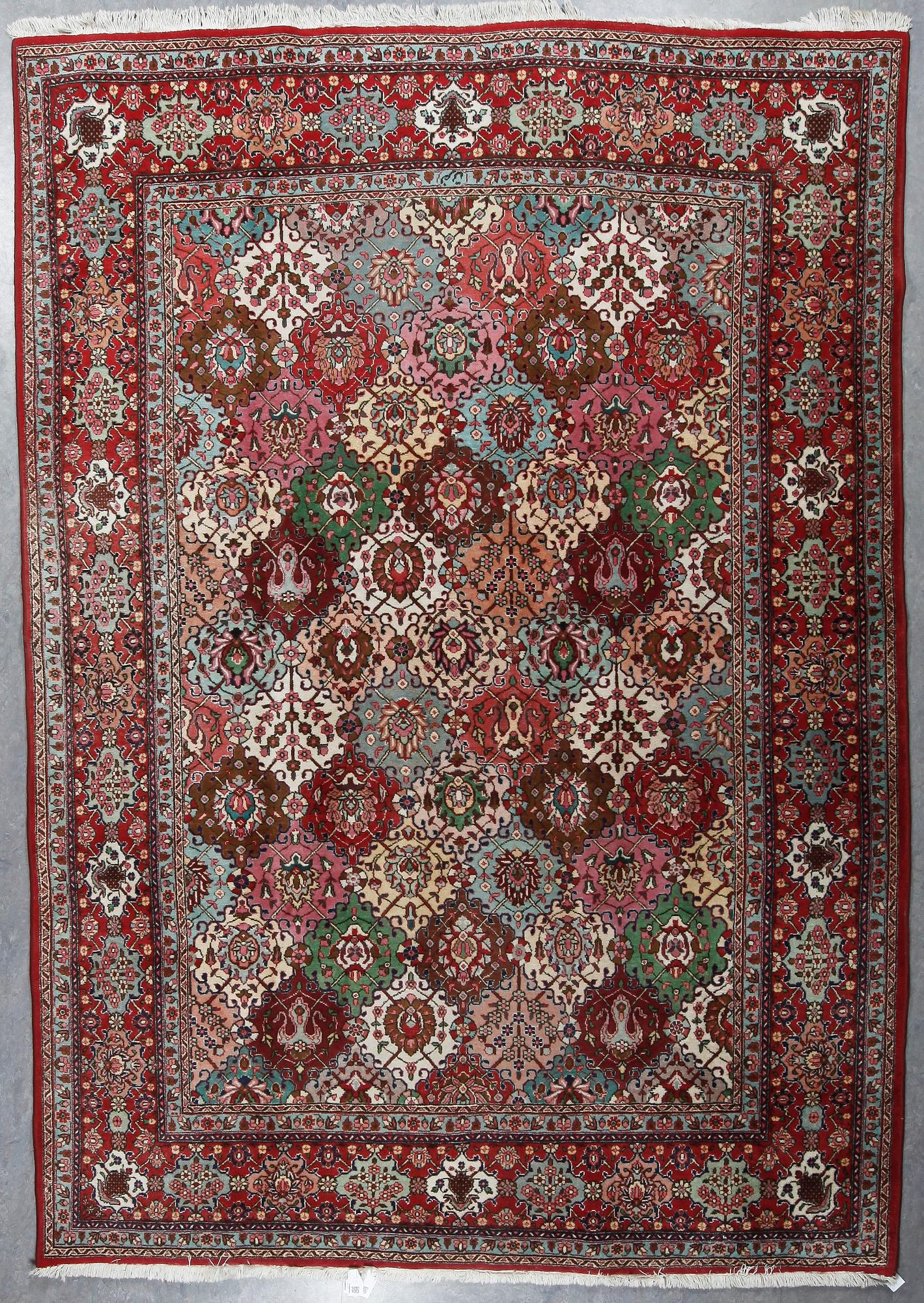 MATTA, Täbris, ca 356x253 cm.