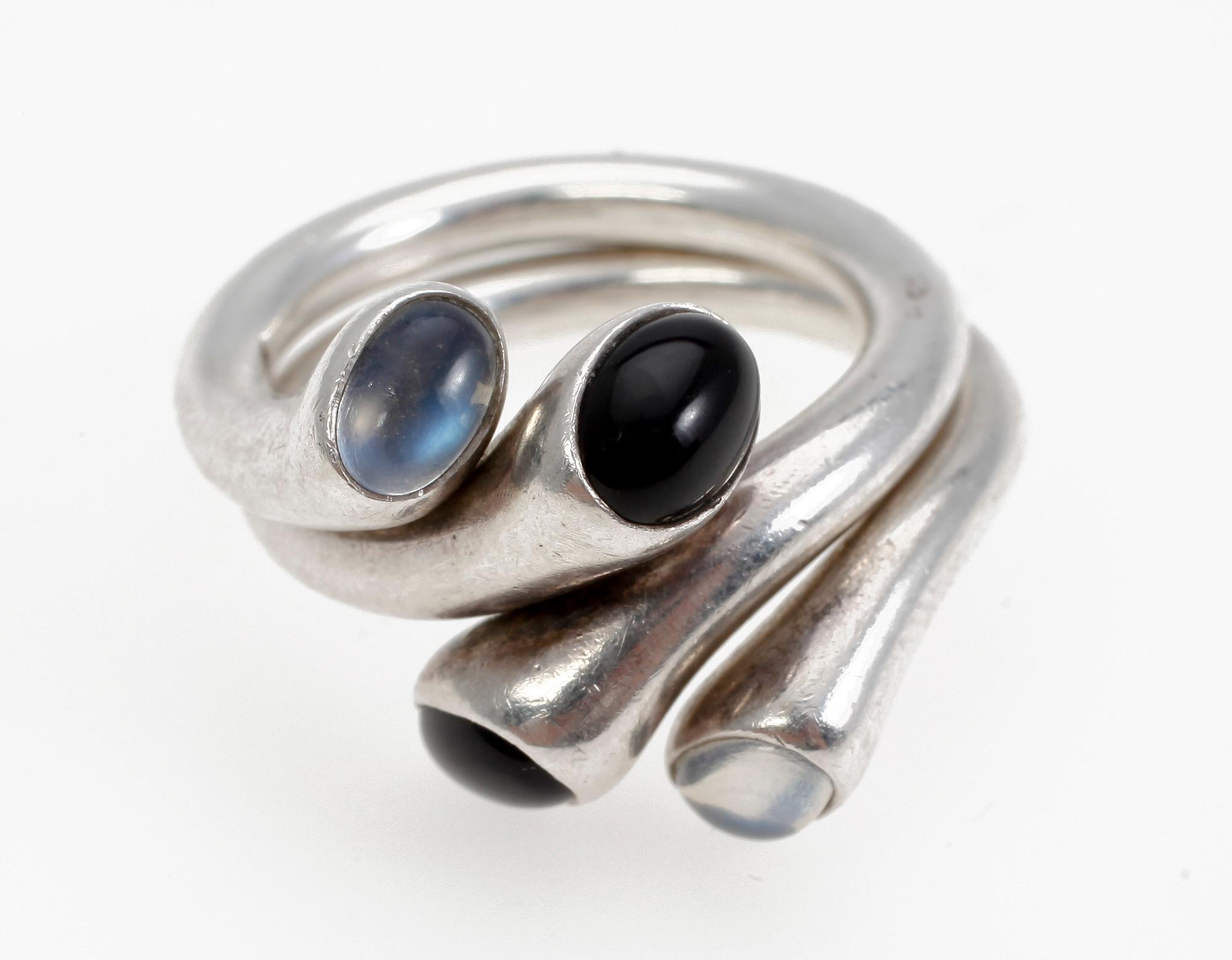 RING, silver med svart onyx och månsten, Georg Jensen.