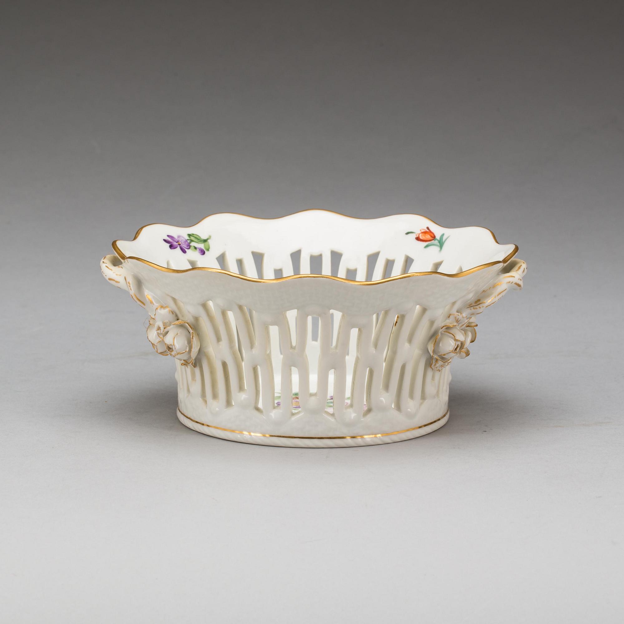 GALLERSKÅL, porslin. Royal Copenhagen. 1900-tal.