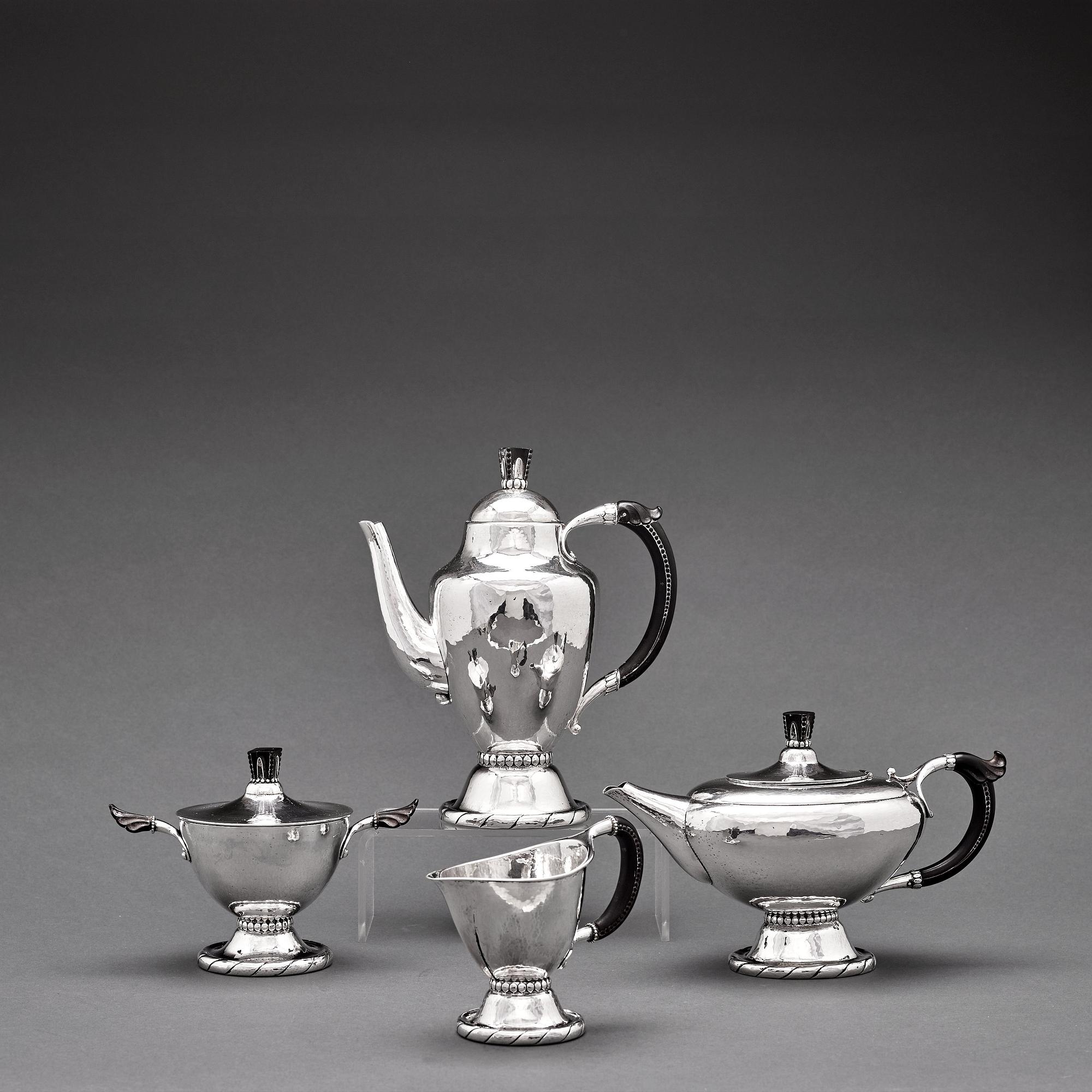Georg Jensen, a 4 pieces coffee and tea service, Copenhagen 1915-19, 830/1000 silver. Design nr 88.