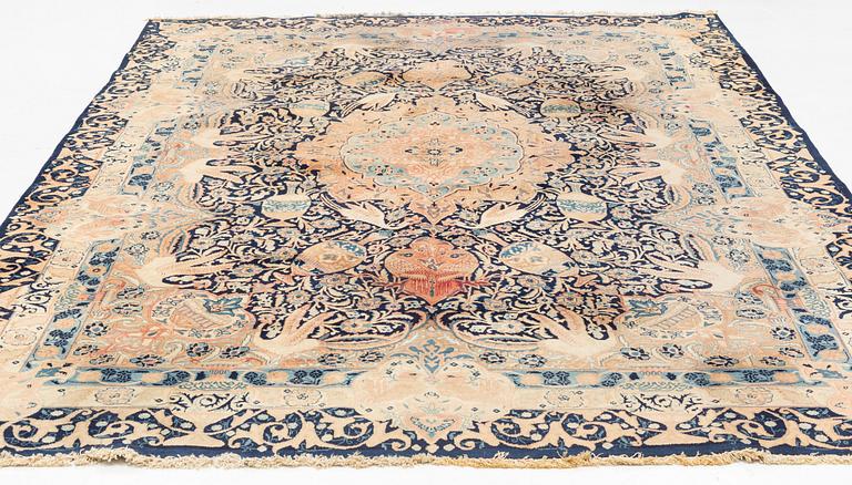 Matta, Kashmar, ca 345 x 252 cm.