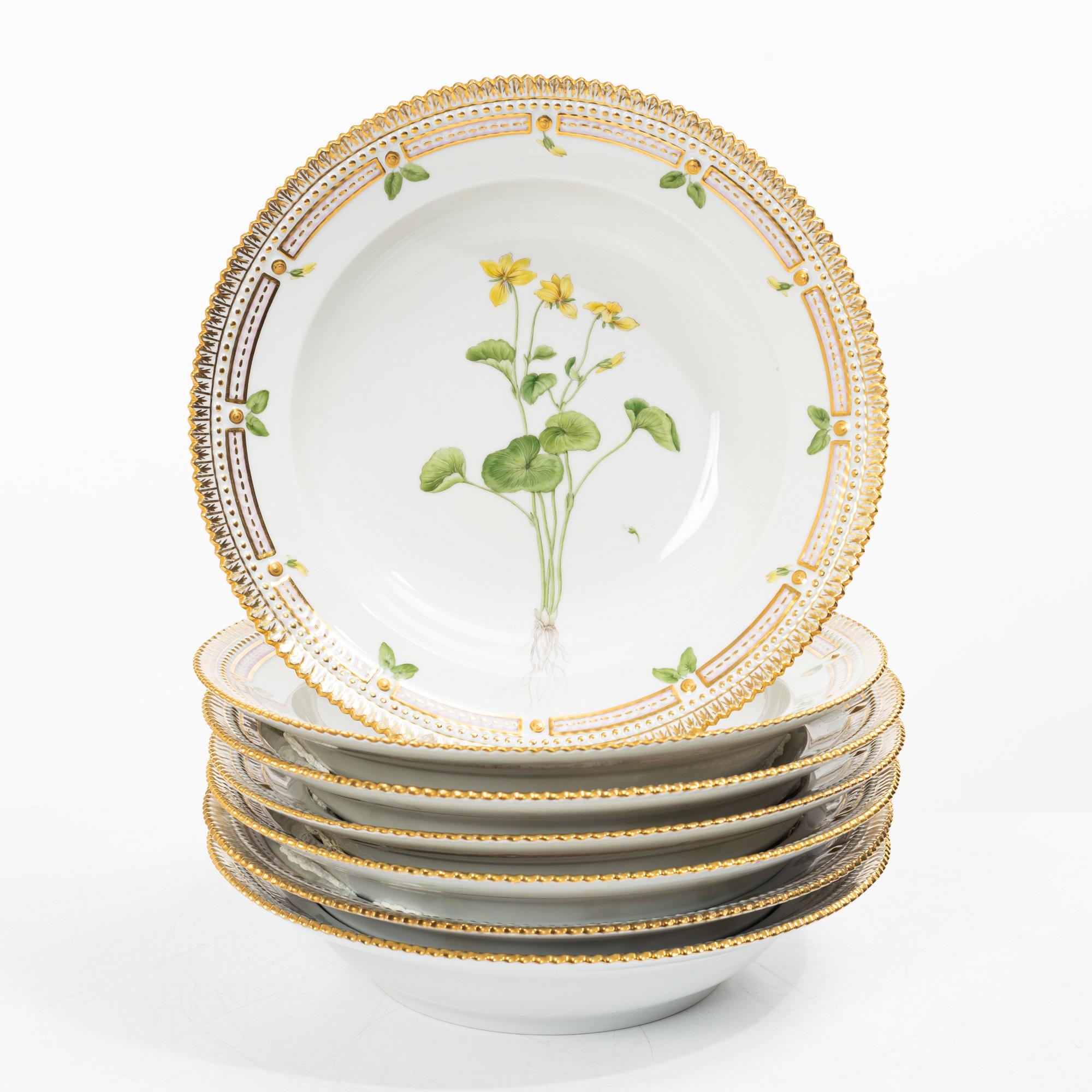Royal Copenhagen, seven plates, 'Flora Danica', Denmark.