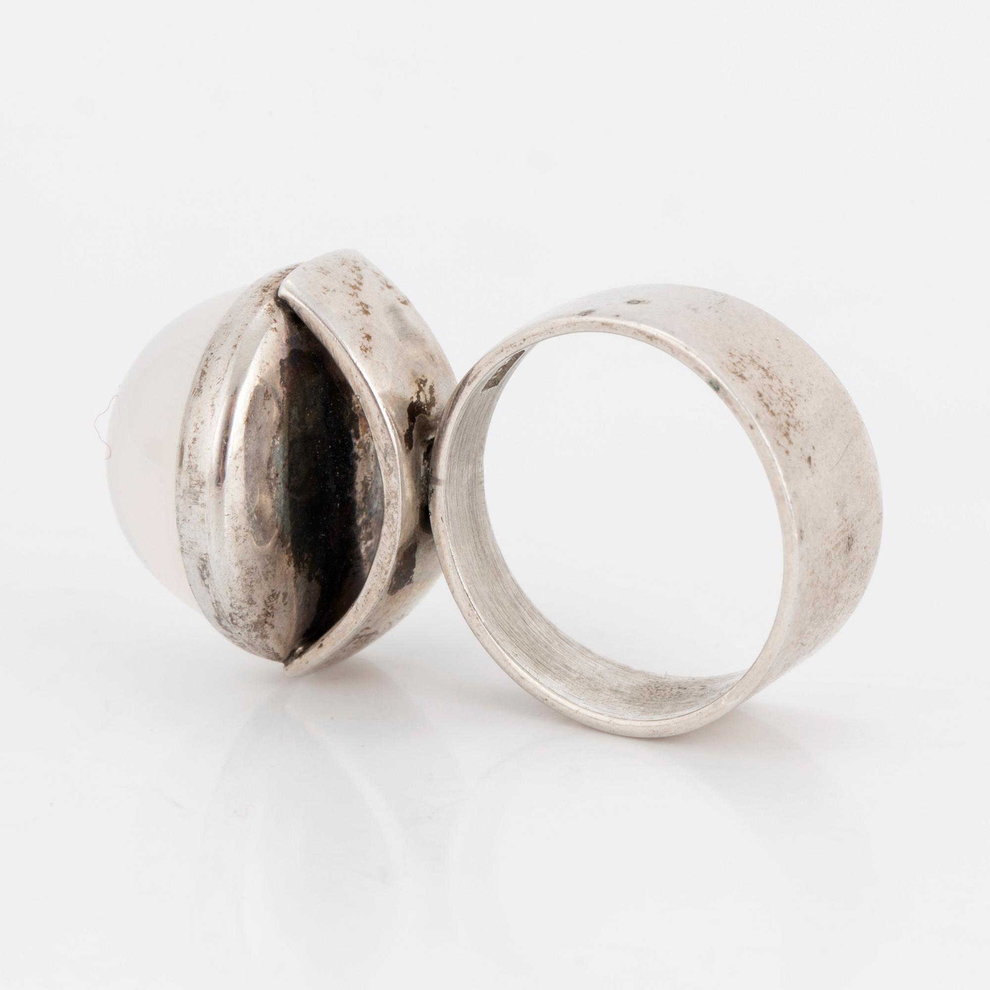 GE-KÅ SMYCKEN, ring, silver och månsten, Stockholm, 1968.
