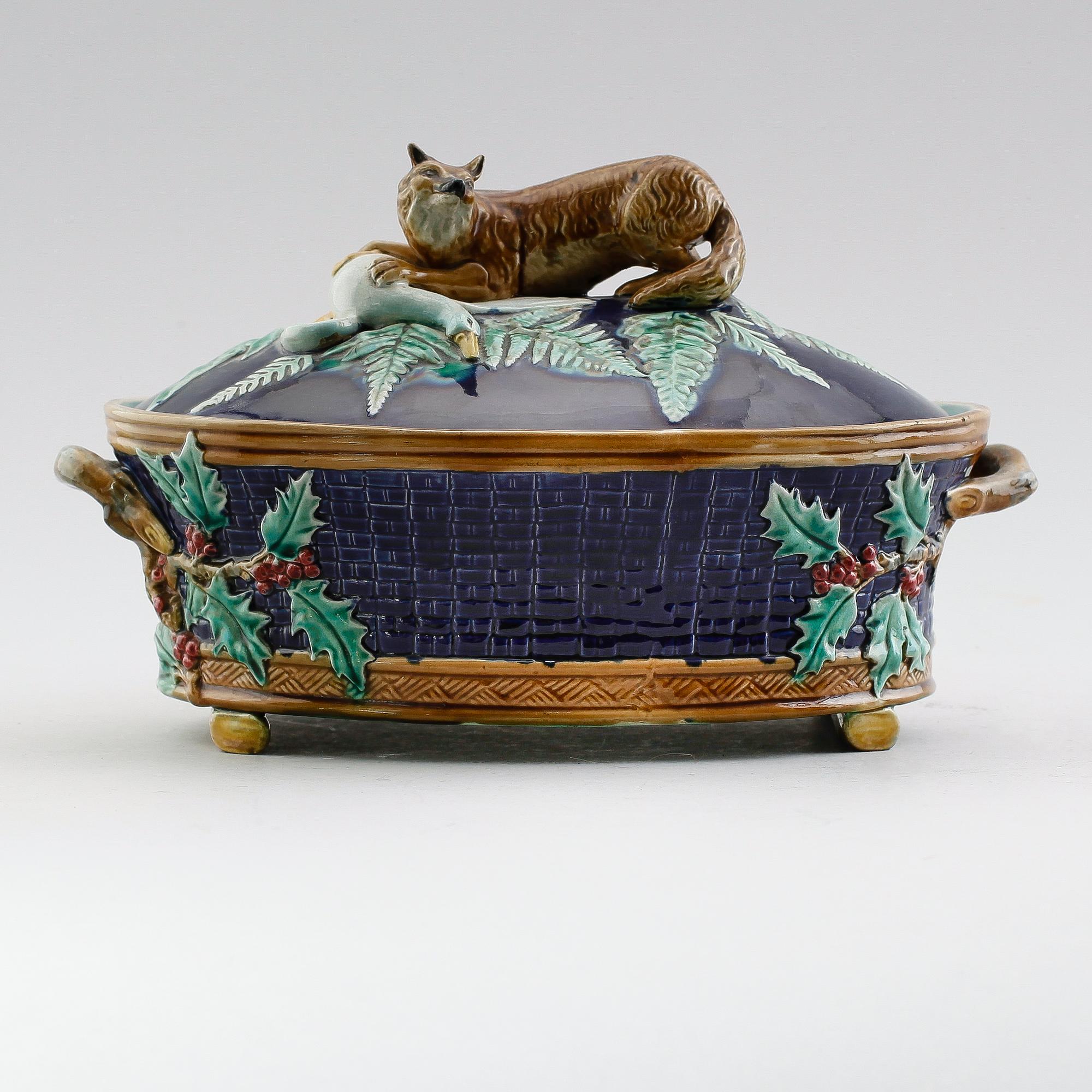 TERRIN, majolika, sannolikt Tyskland, omkring år 1900.