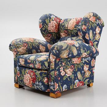 Armchair, Swedish Modern, mid-20th Century.