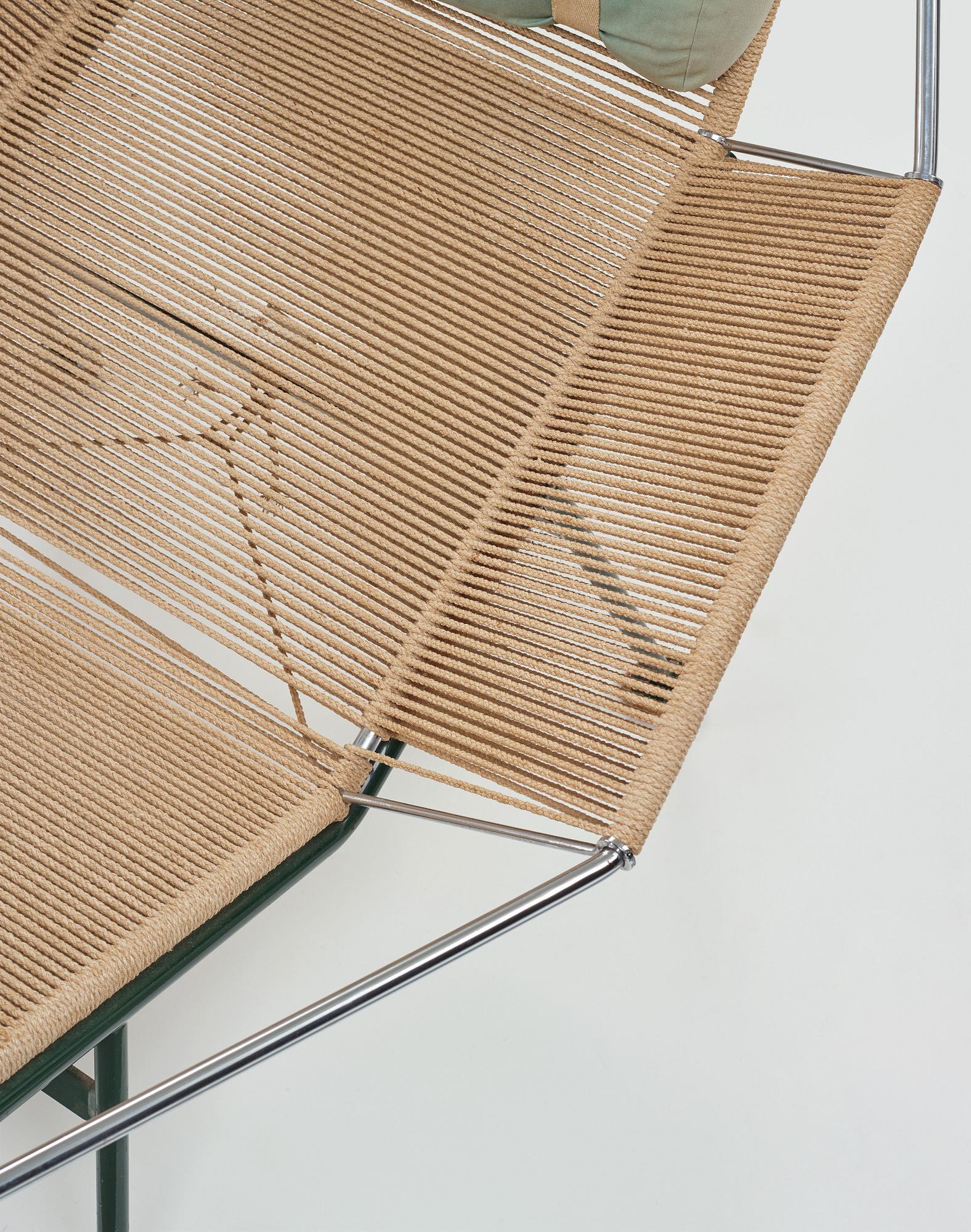 Hans J. Wegner, a 'Flag Halyard' easy chair, Getama, Denmark.