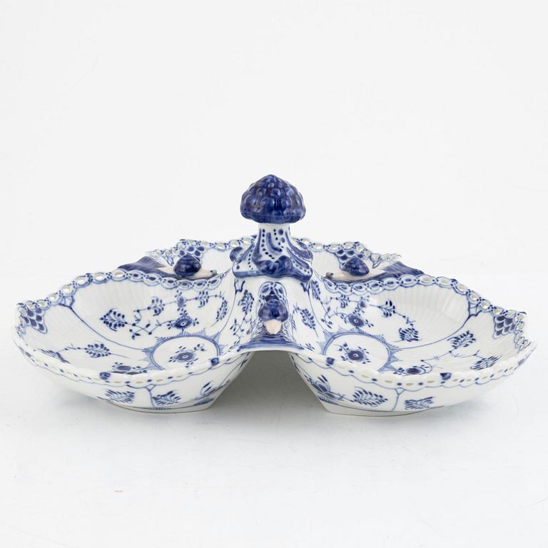 Cabaret, porcelain, Musselmalet, "Helblonde", Royal Copenhagen Denmark.