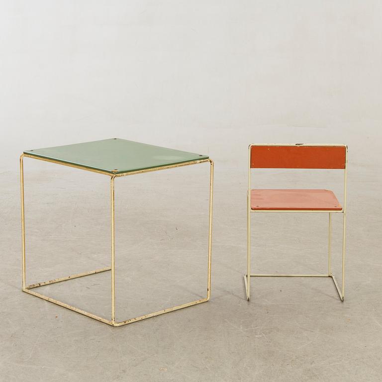 Nils Strinning, children's table and chair, "String".