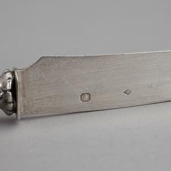 FRUKTKNIVAR, 12 st, silver och horn, Paul Canaux & Cie, 1892-1911, Paris. Total vikt 386 g.