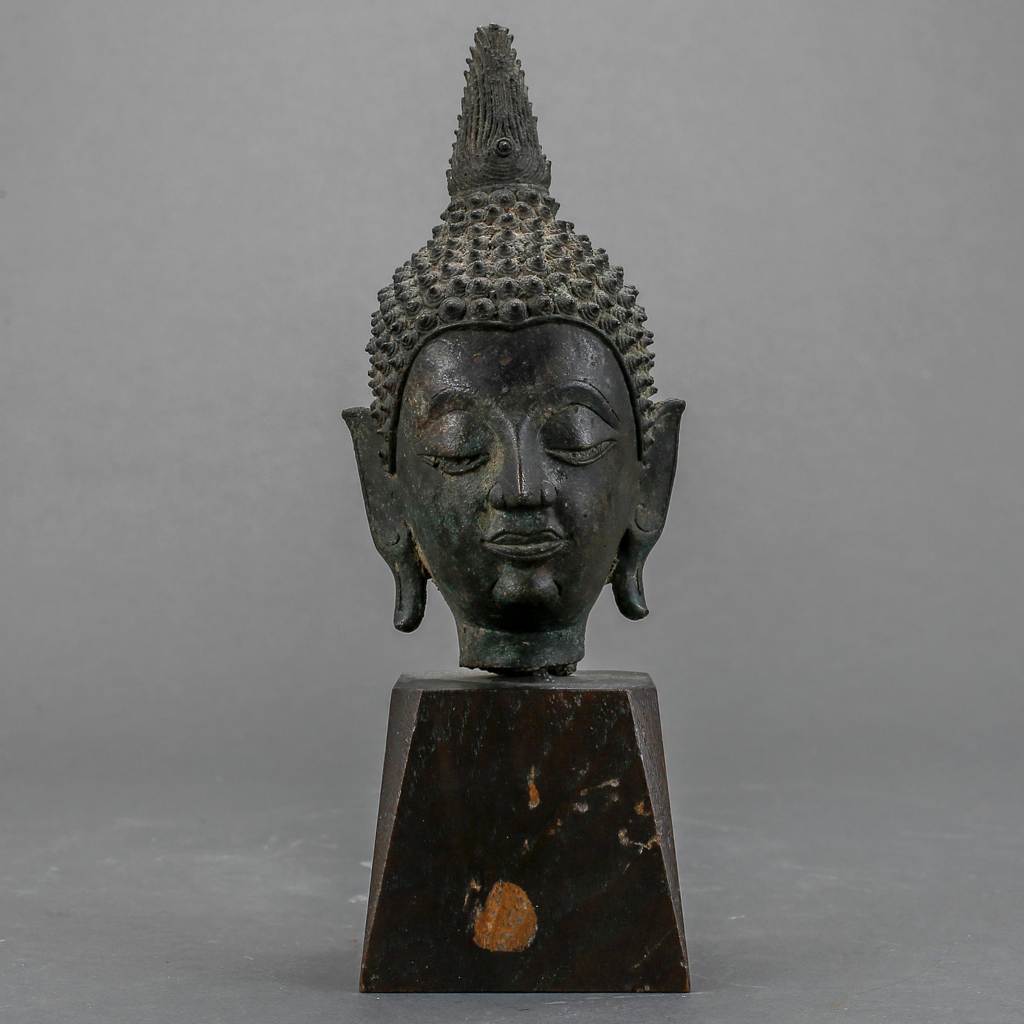 BUDDHAHUVUD, brons, Thailand.