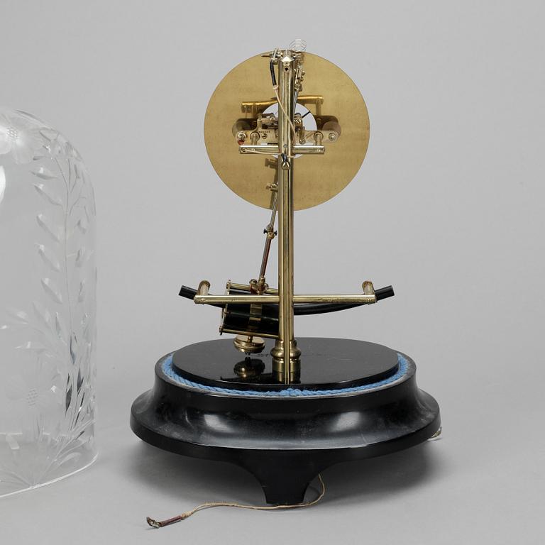 BORDSPENDYL, Bulle Patent, 1900-talets mitt.