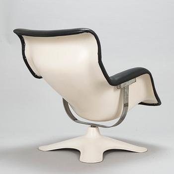 Yrjö Kukkapuro, fåtölj "Karusell" och bord "Saturnus" modell 659-55, Avarte, Finland.