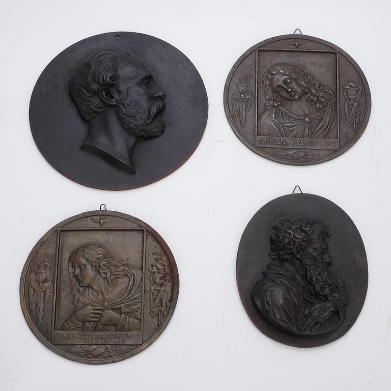 VÄGGRELIEFER, 14 st, gjutjärn, Brevens bruk, 1800-/1900-tal.