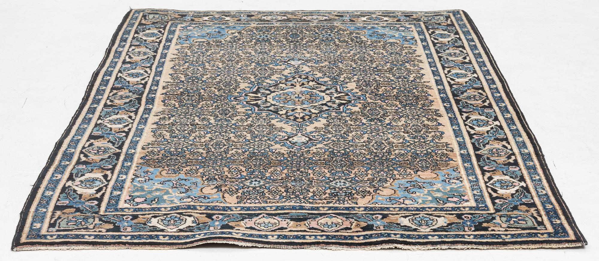 Carpet, 203 x 135 cm.