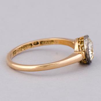 A RING, old cut diamond, 18K gold.  Johan Viktor Aarne, Vyborg 1928.