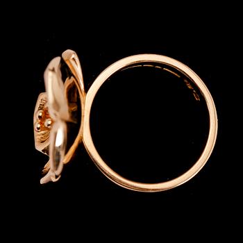 RING, 18 k guld, Tebon Nyköping, 2011. Vikt ca 16 gram.