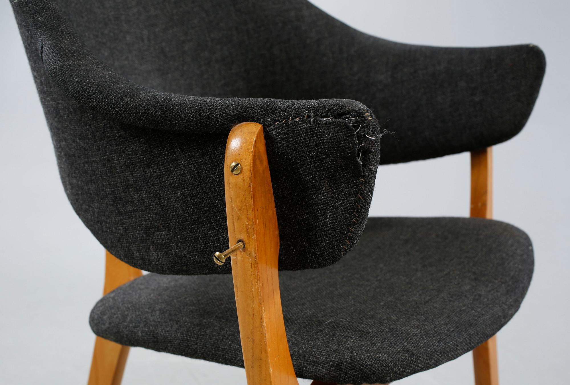 A KJELL HALL AND BJARNE STAVE ARM CHAIR FOR Møre Lenestolfabrikk, second halft of the 1950´s.
