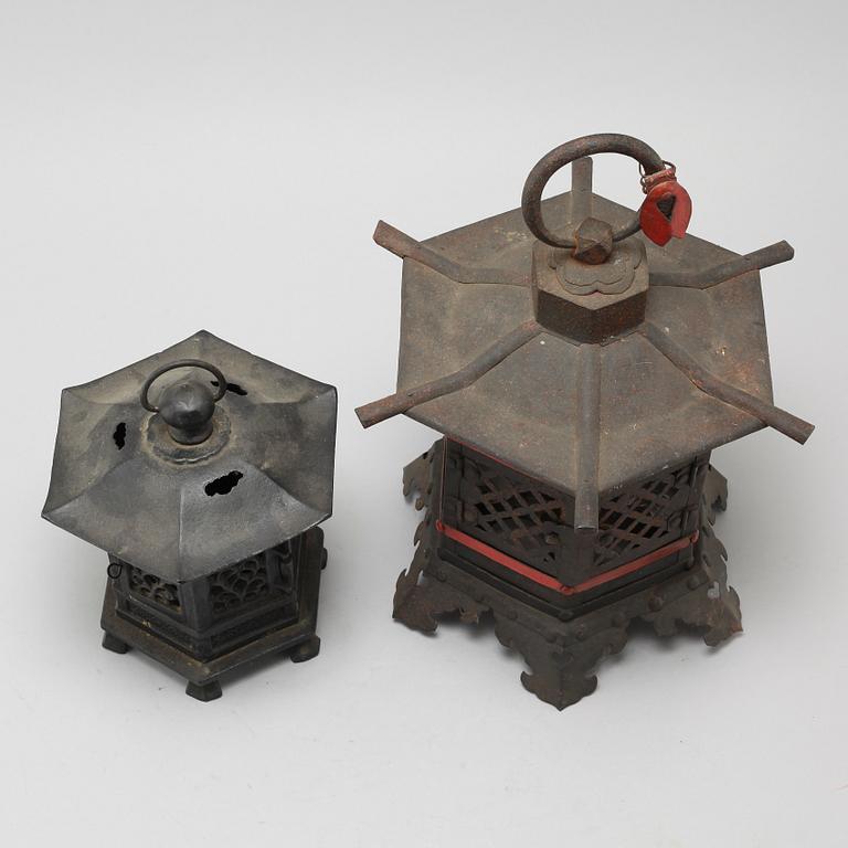 Two Japanese lanterns, 20th century.