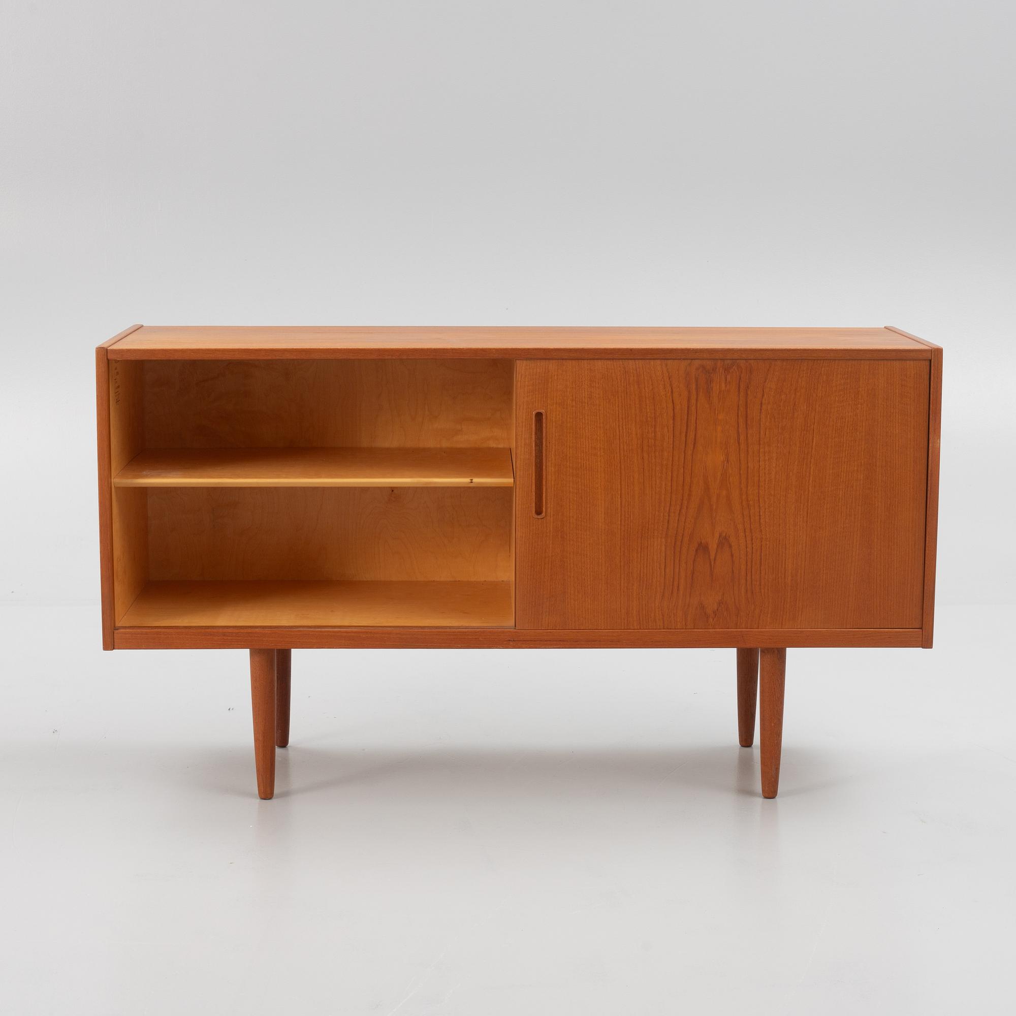 Nils Jonsson, sideboard "Lyon", Hugo Troeds Bjärnum, 1960-tal.