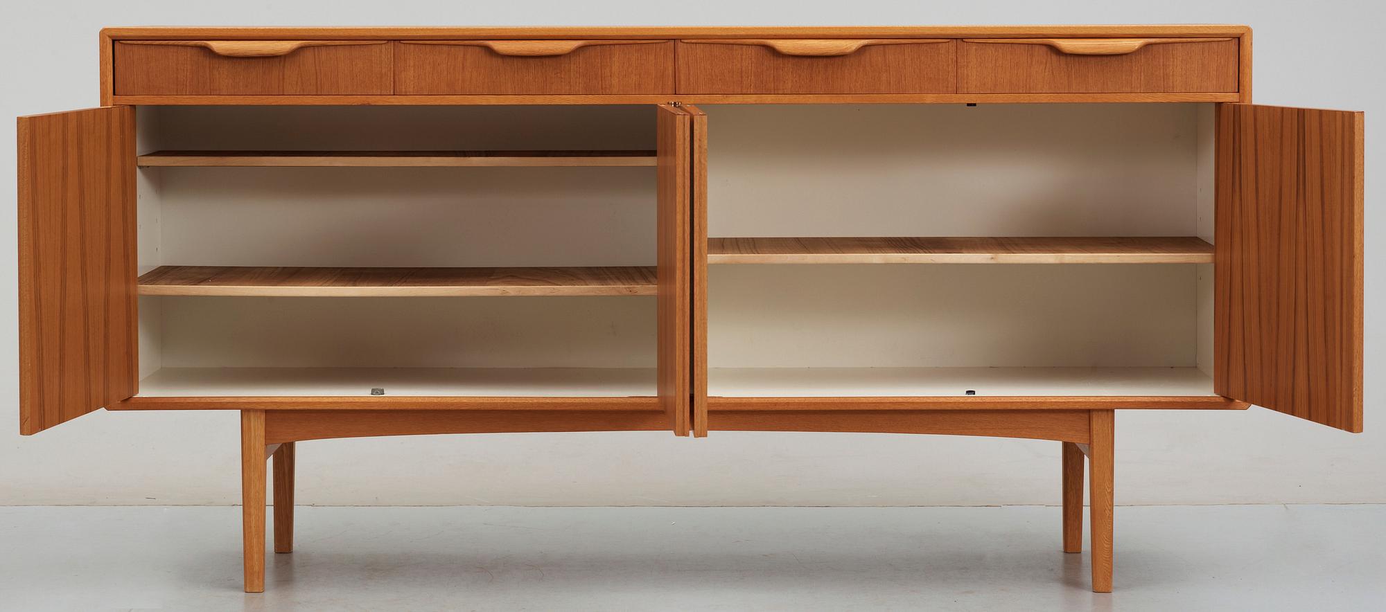 SIDEBOARD, "Reno", Bertil Fridhagen, Svenska möbelfabrikerna i Bodafors, formgiven 1958.