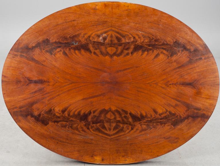 BORD, senempire. 1800-talets första hälft.