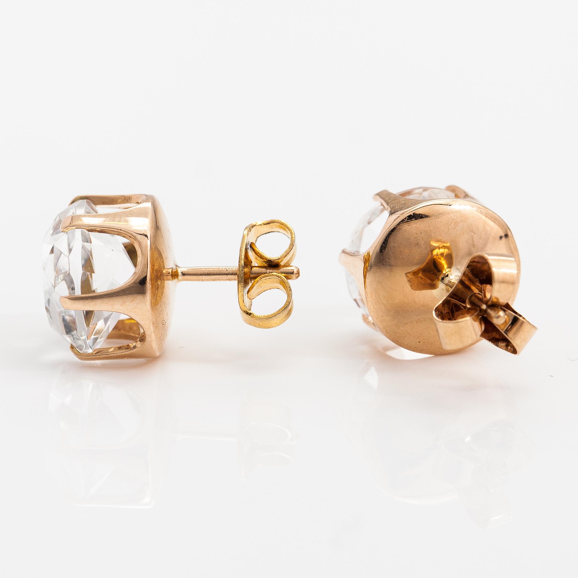 Elis Kauppi, A pair of 14K gold earrings with rock crystals. Kupittaan kulta, Turku 1960's.