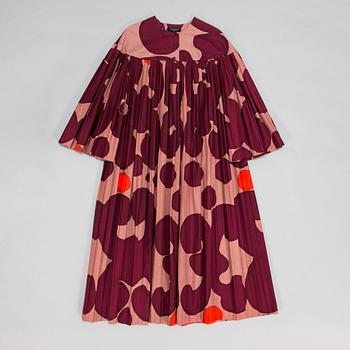 Marimekko, pleated dress, print "Keidas", by Annika Rimala, 1967.