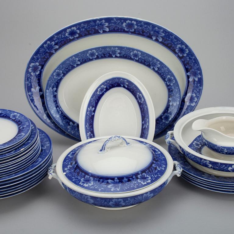 SERVISDELAR, 30 st, porslin, "Turin" Johnson Bros. England 1900-talets första hälft.