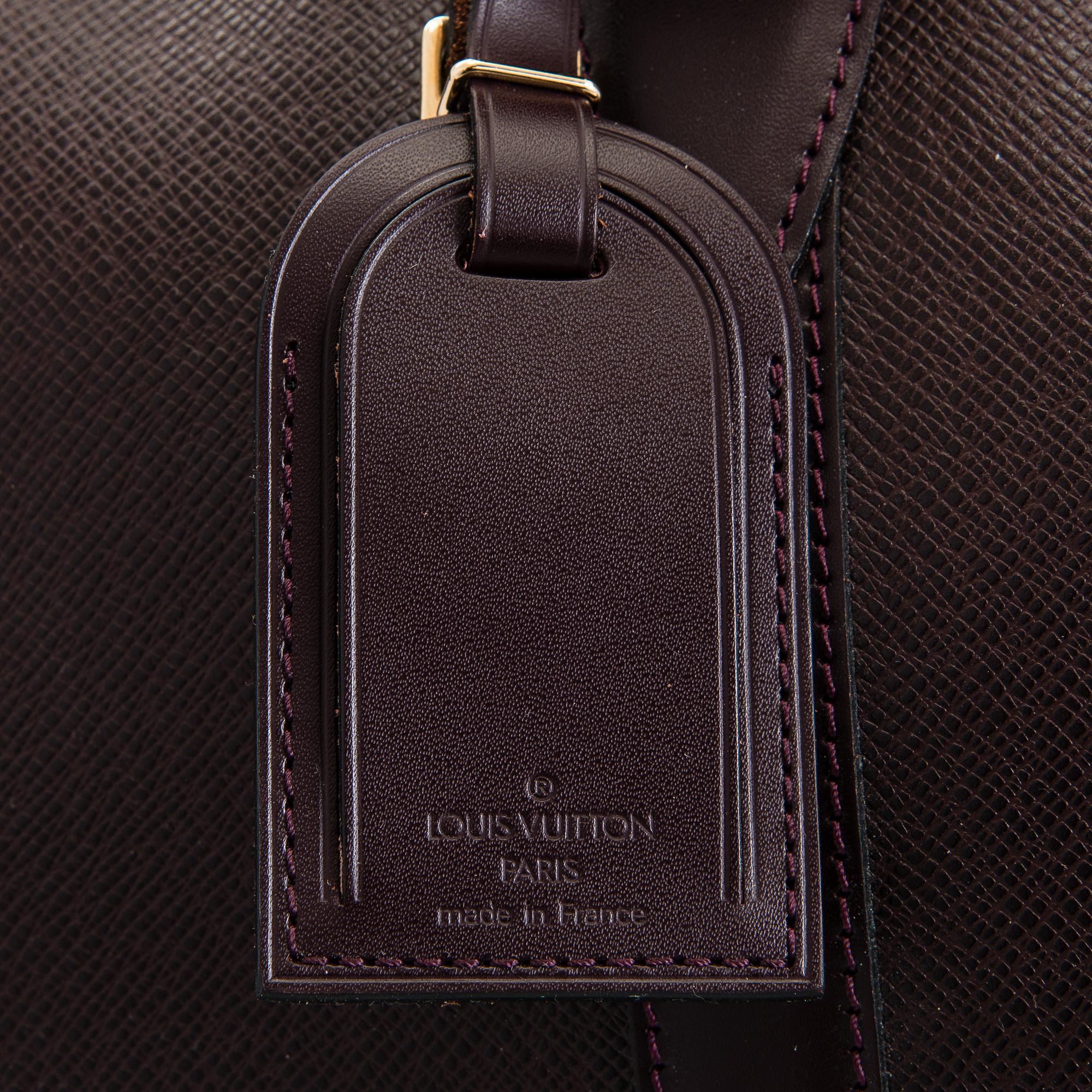 Louis Vuitton, "Taiga Kendall PM", väska.