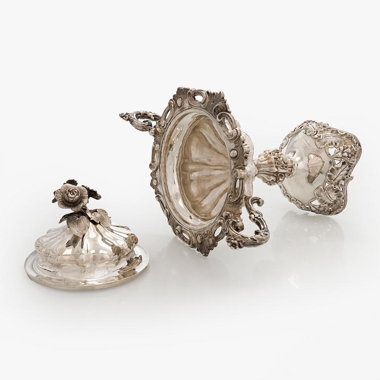 A Neo-Rococo silver bowl, maker's mark of Johan Theodor Palmgren, Norrköping, Sweden 1861. .