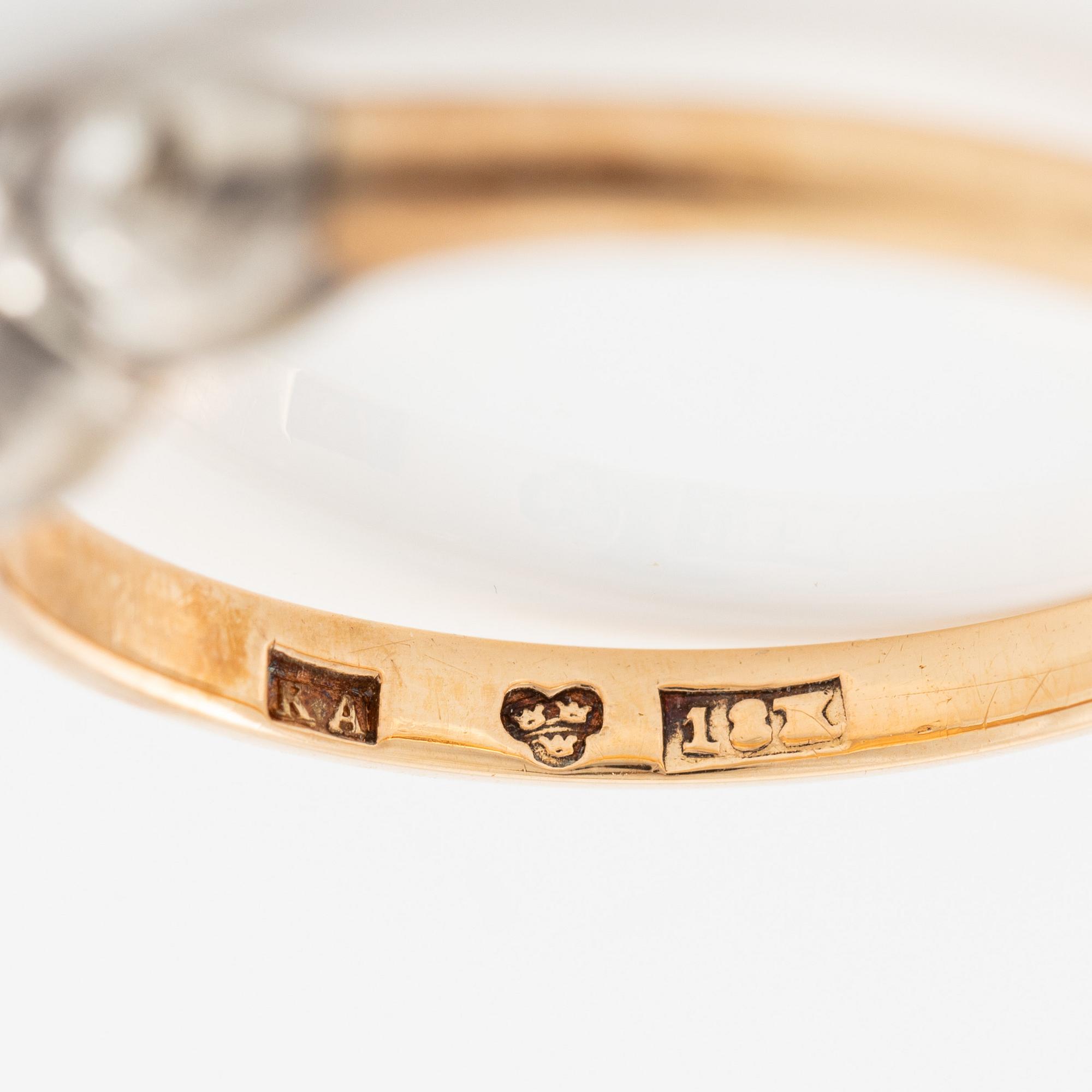 Ring 18K guld och silver med rosenslipade diamanter.