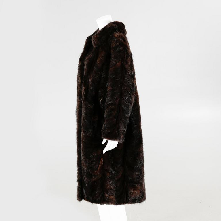 A mink fur coat from Karl Lindblom.