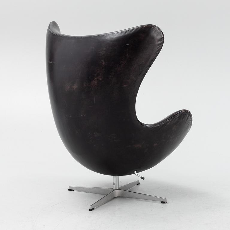 Arne Jacobsen, fåtölj, "Ägget", Fritz Hansen, 1960-tal.