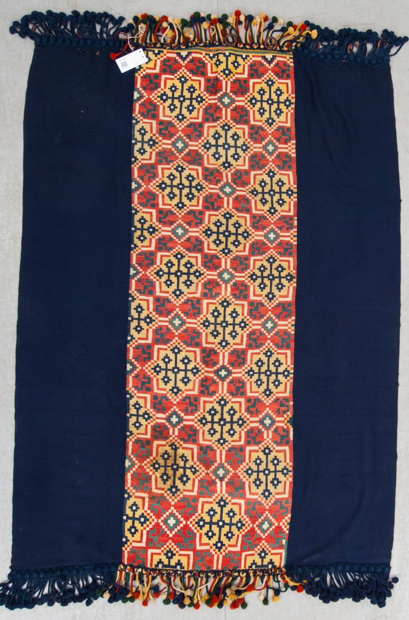 DRAPERI, allmoge Skåne.Monogramsignerad GND.  Omkring 1900.