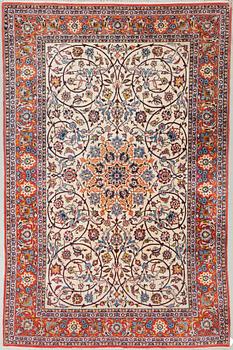 A semi-antique Esfahan, 214 x 140 cm.