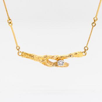 Björn Weckström, An 18K gold necklace "Diamondbud" with an eight-cut diamond ca 0.02 ct. Lapponia 1982.