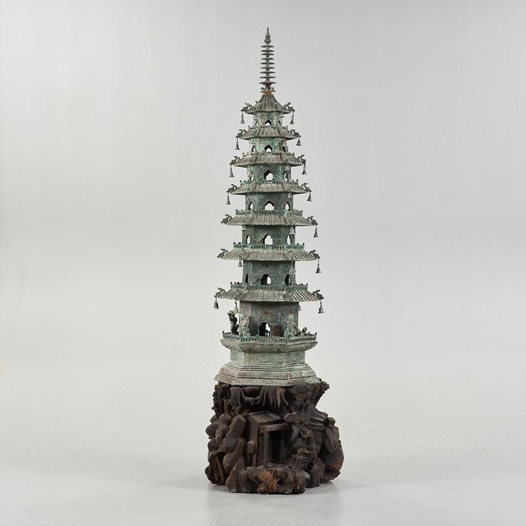 A large bronze pagoda, Qing dynasty (1644-1912).