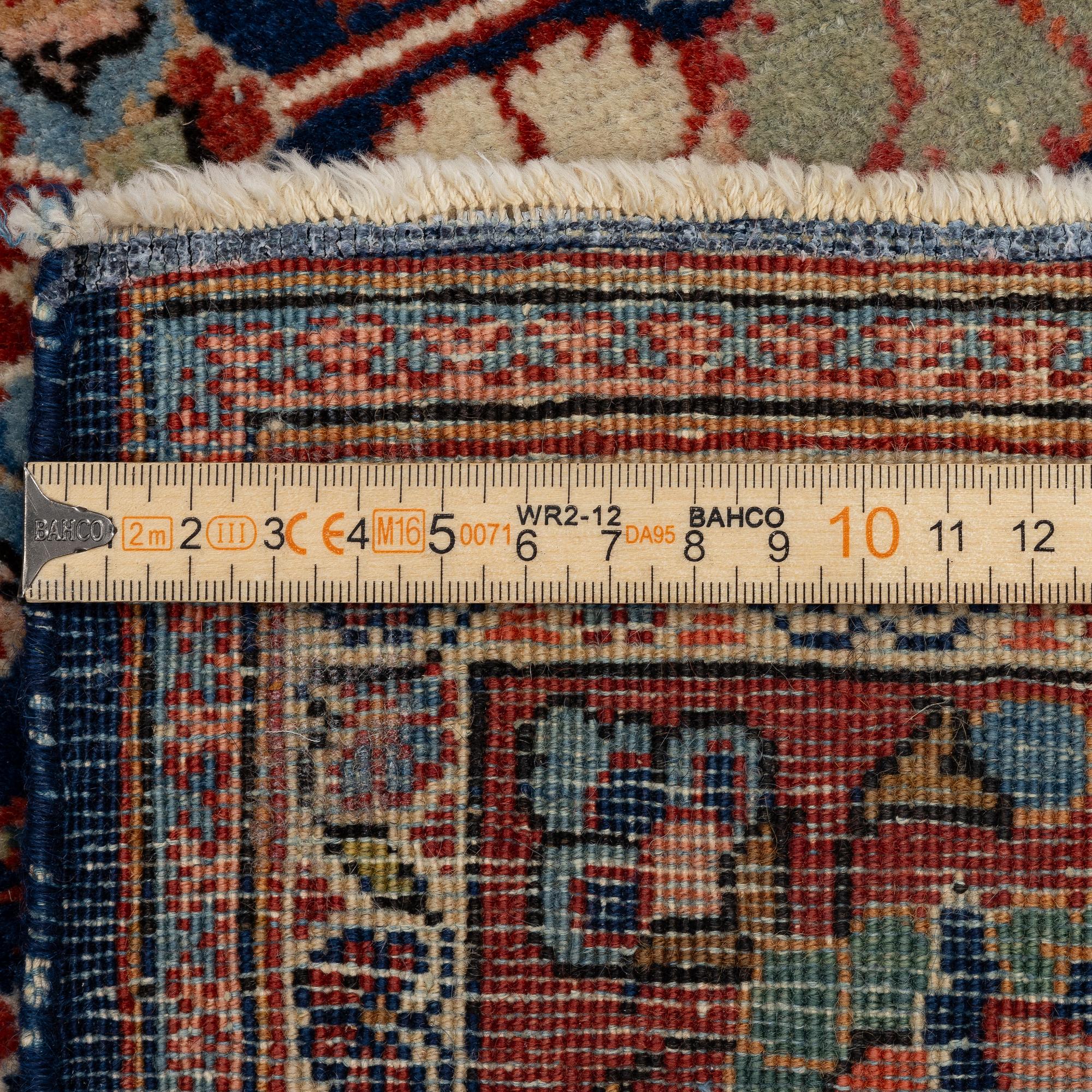 A pair of antique Keshan rugs, central persia, c. 205 x 137 cm.