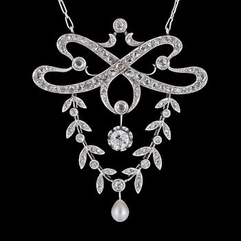 1302. HÄNGSMYCKE, gammal- och rosenslipade diamanter samt hängande pärla. Art Nouveau, ca 1900.