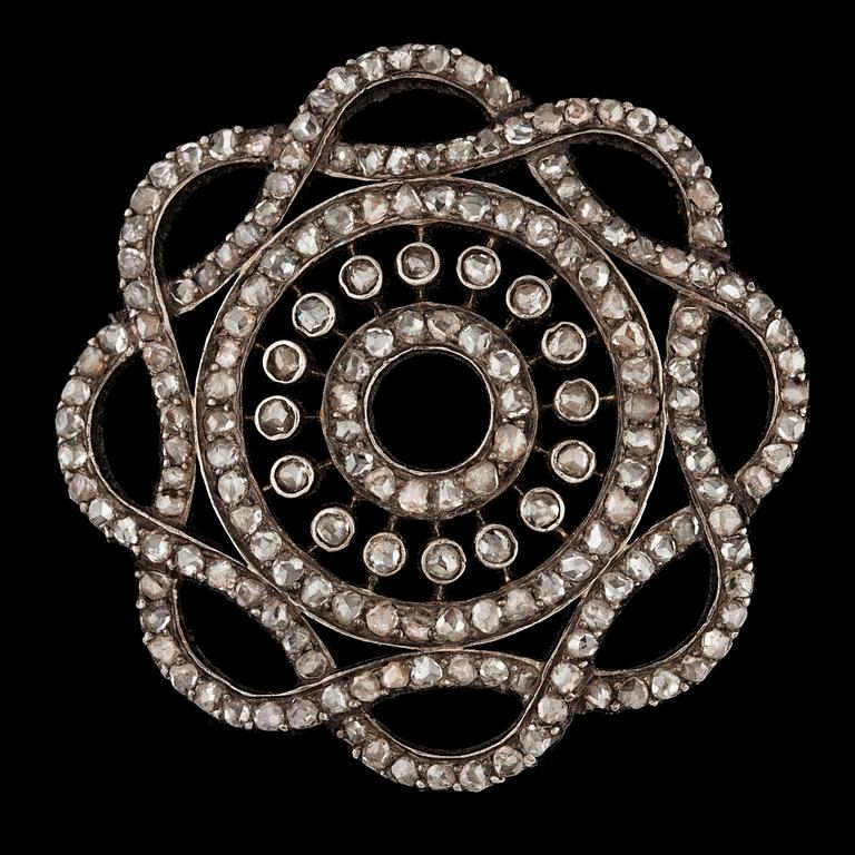 A rose cut diamond brooch, CG hallberg, 1907.