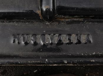 SPIS, gjutjärn, Husqvarna, 1900-talets första hälft.